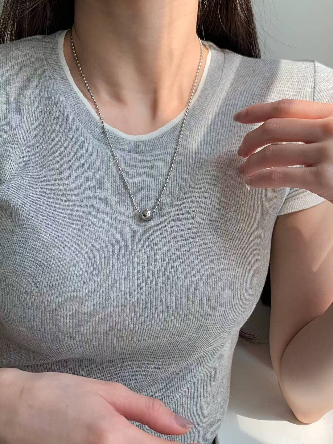 質感銀色球球造型珠珠鍊項鍊