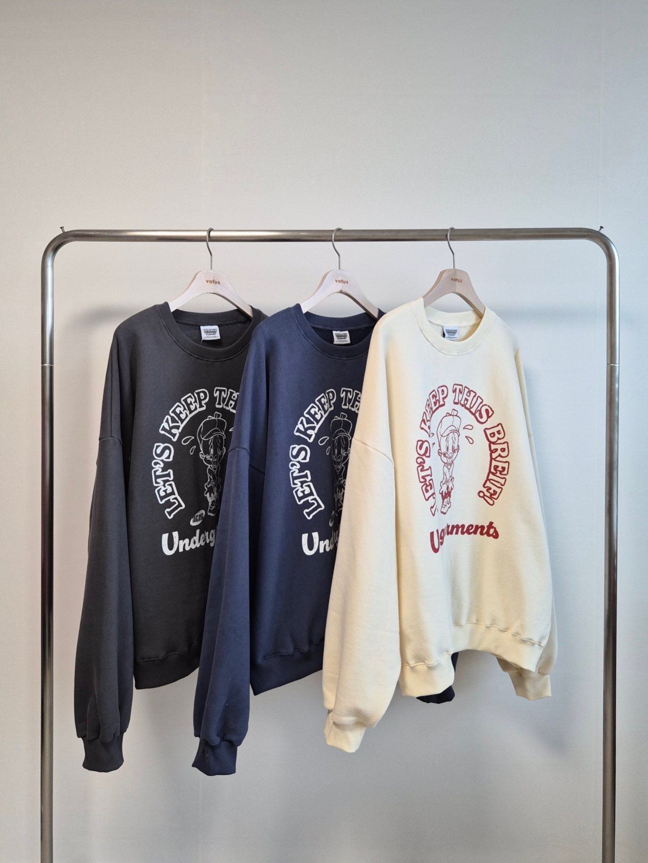 卡通圖案英文字衛衣 Votus-179T