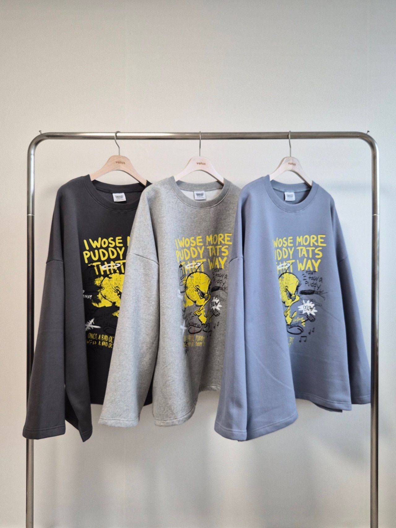 卡通圖案英文字衛衣 Votus-180T