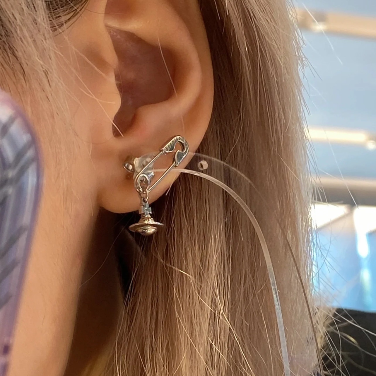 Vivienne Westwood扣針耳環