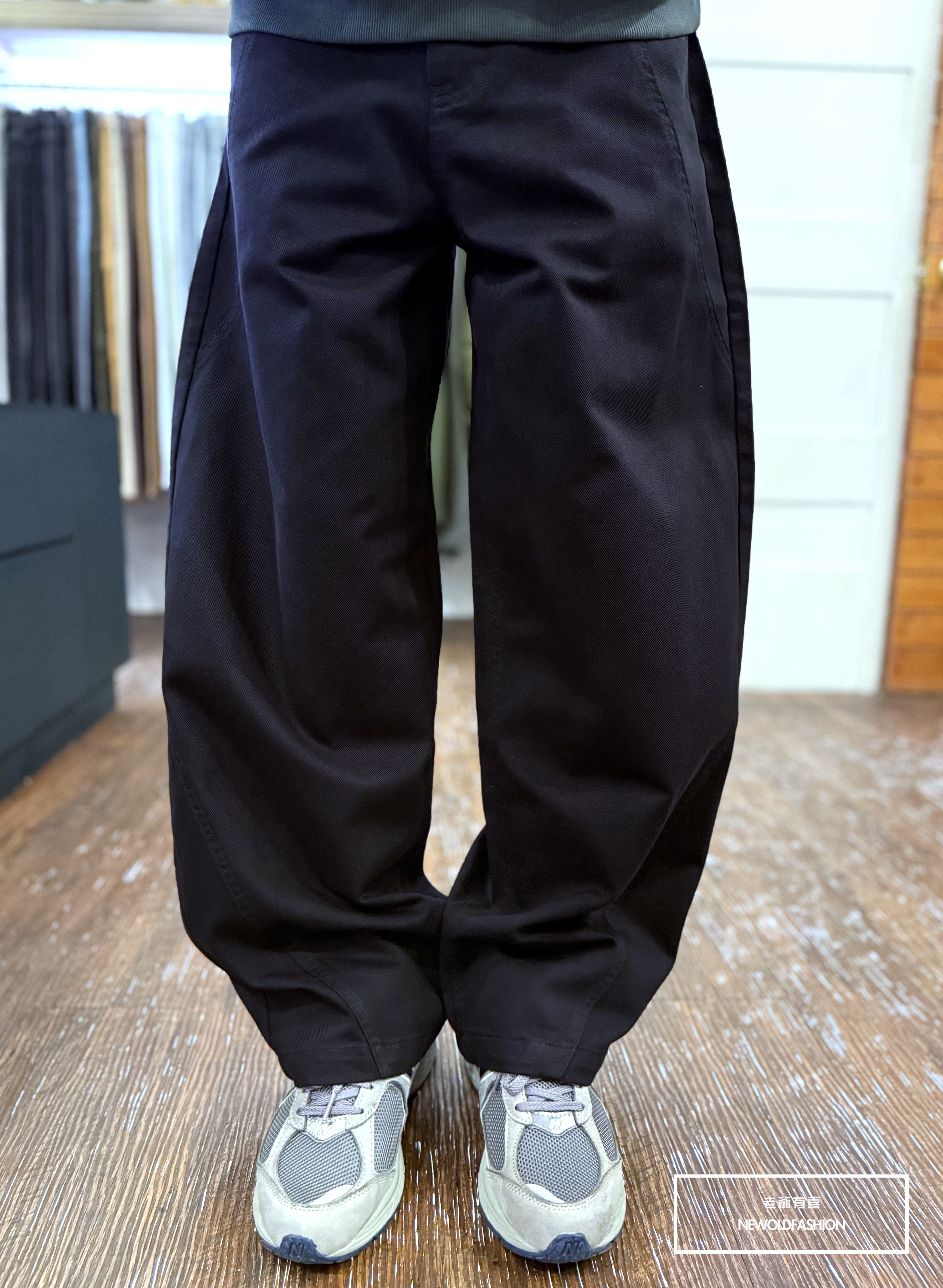 『新品上市』重磅立體弧線工裝 彎刀褲(NOF25108809)-黑