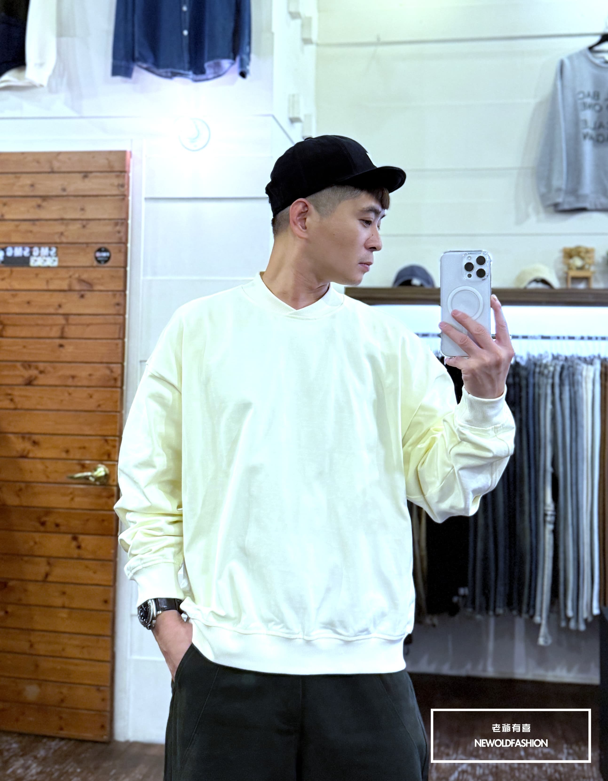 『新品上市』重磅交叉領車線大學T(NOF2510D902)-米