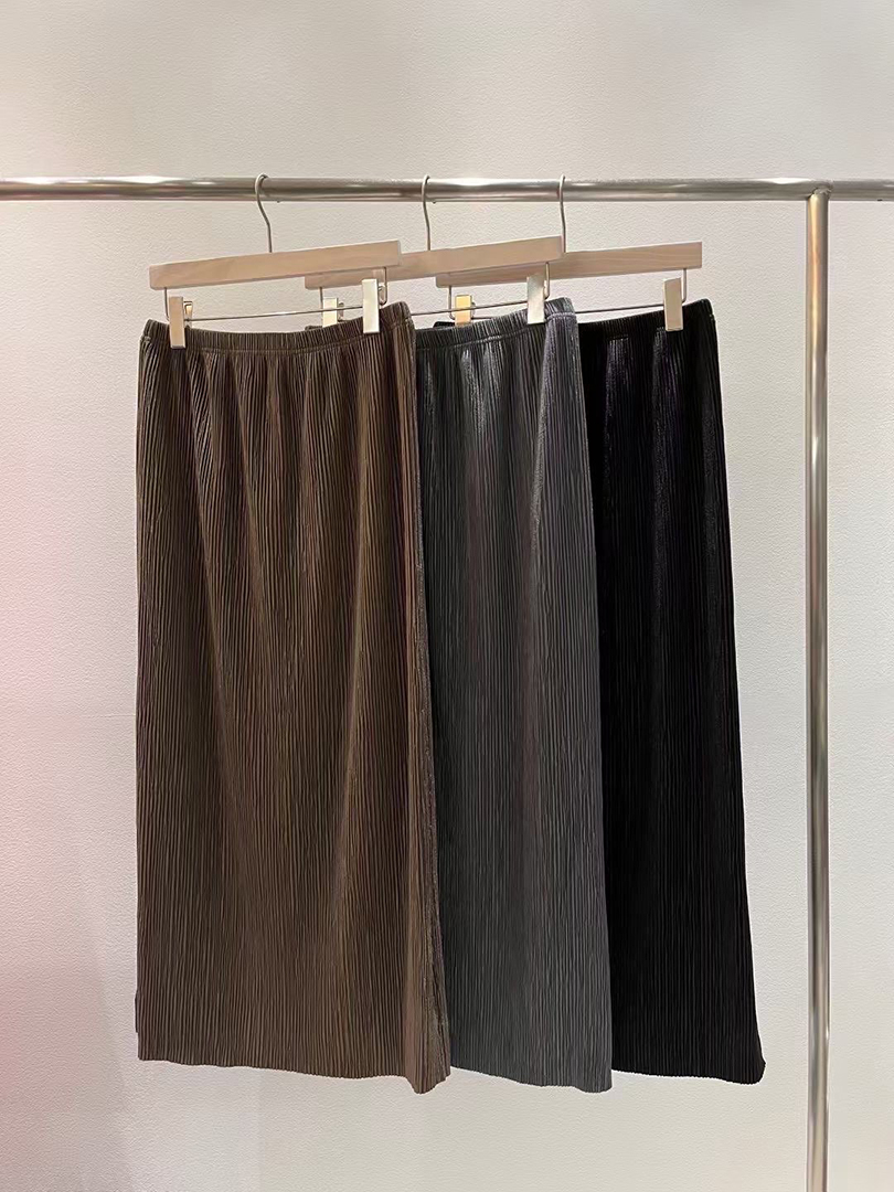 一件搞定穿搭的魔法壓摺裙