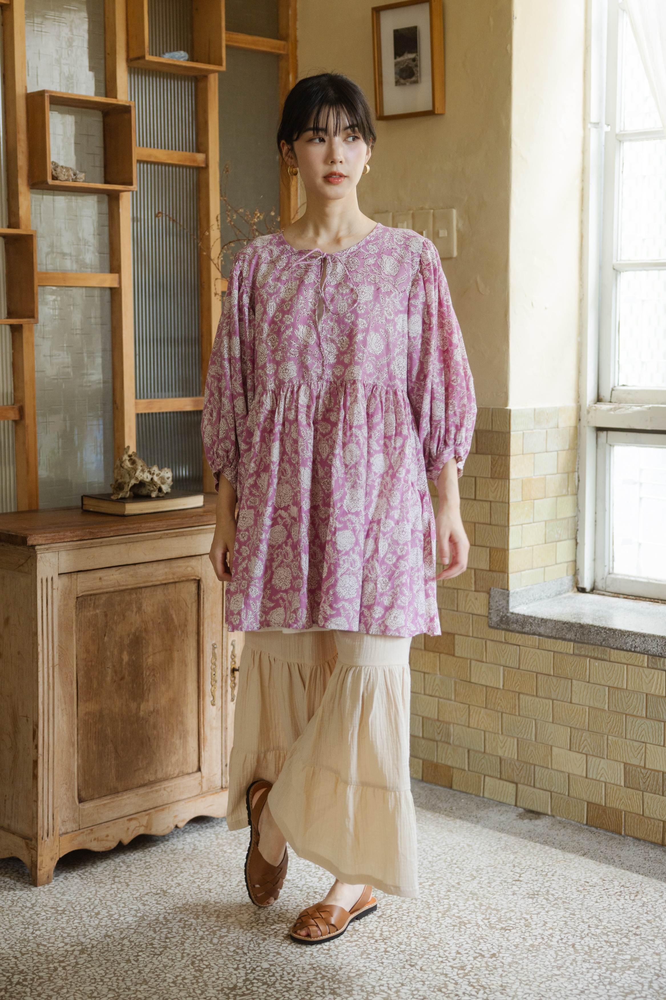 澎袖膝上洋裝_粉花