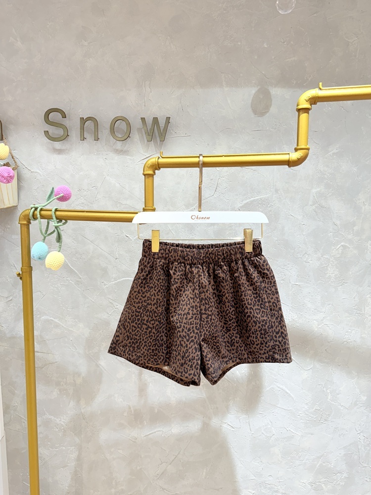 腰鬆緊滿版豹紋短褲