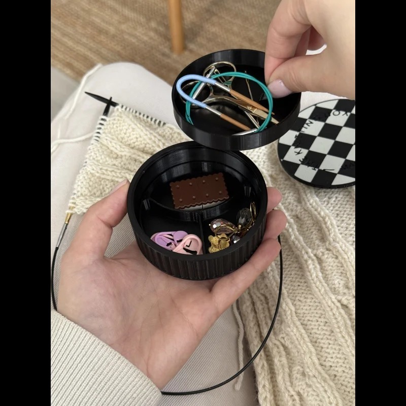 Check Mate 棋盤編織收納盒 -The Knitting Box