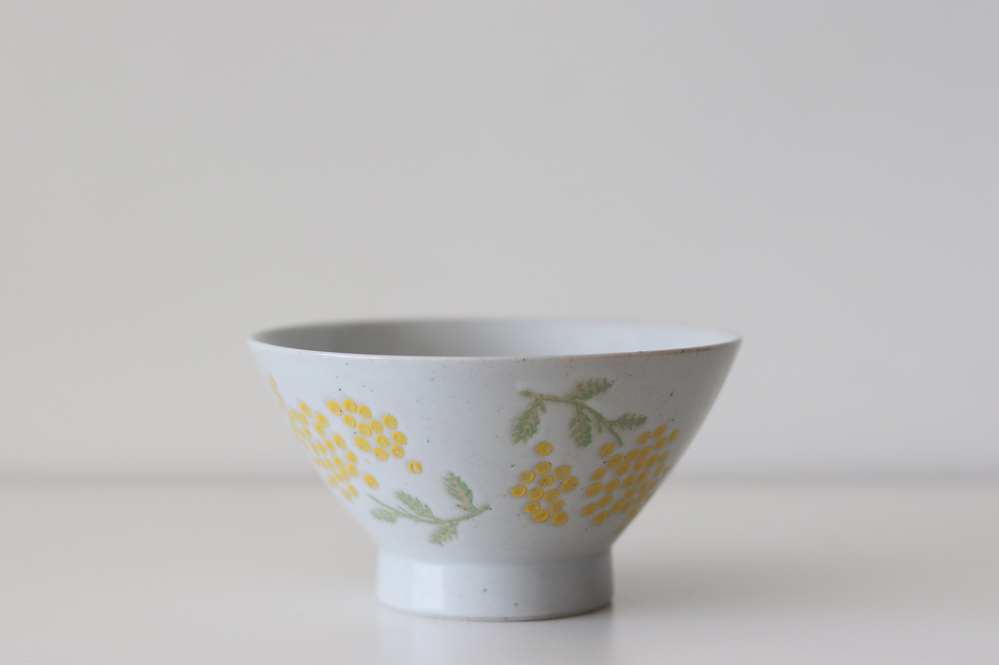 日本 波佐見燒 含羞草花 高腳飯碗