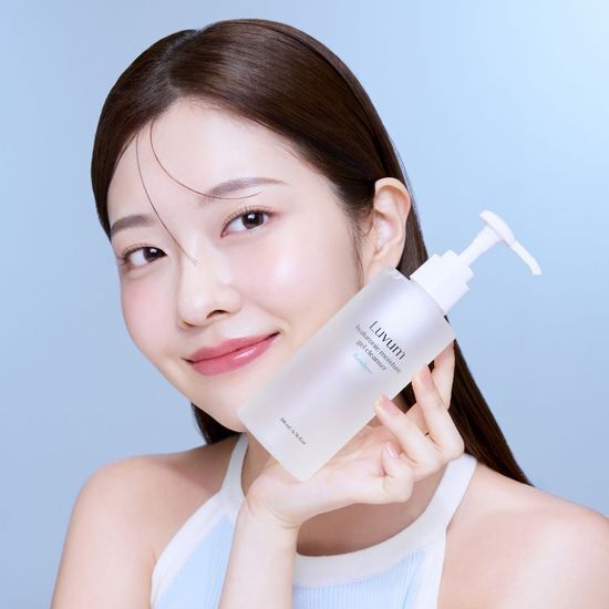 Luvum 竹子玻尿酸保濕凝膠潔面乳 200ml