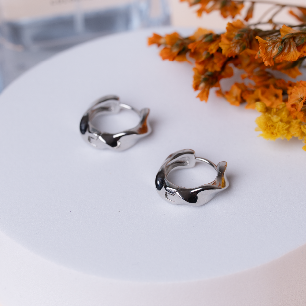 Geometric circular sterling silver earrings