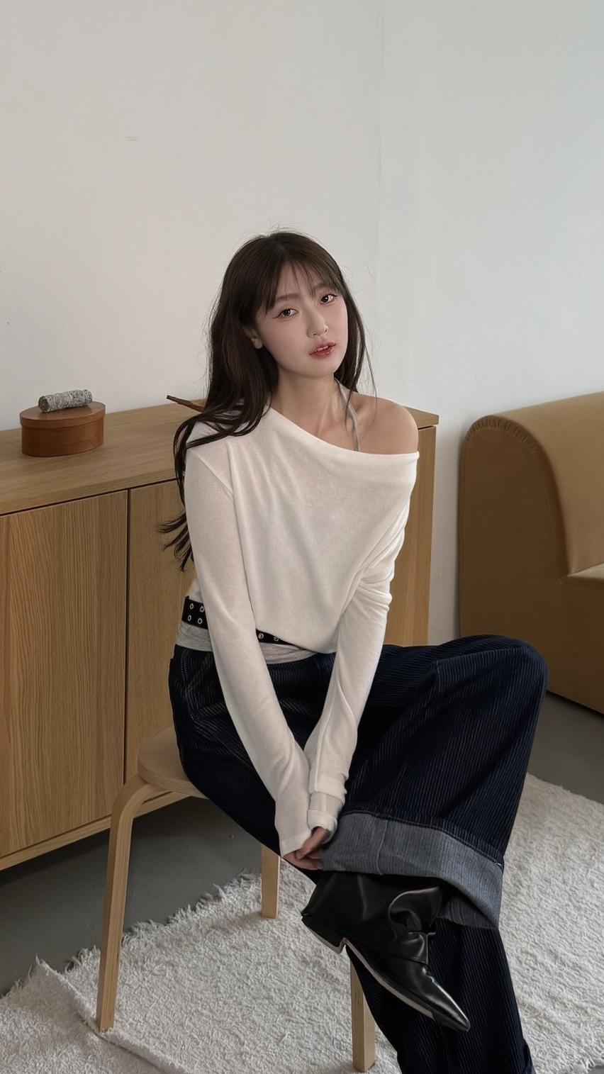 Nuna綁帶假兩件抓皺上衣(白/深灰)