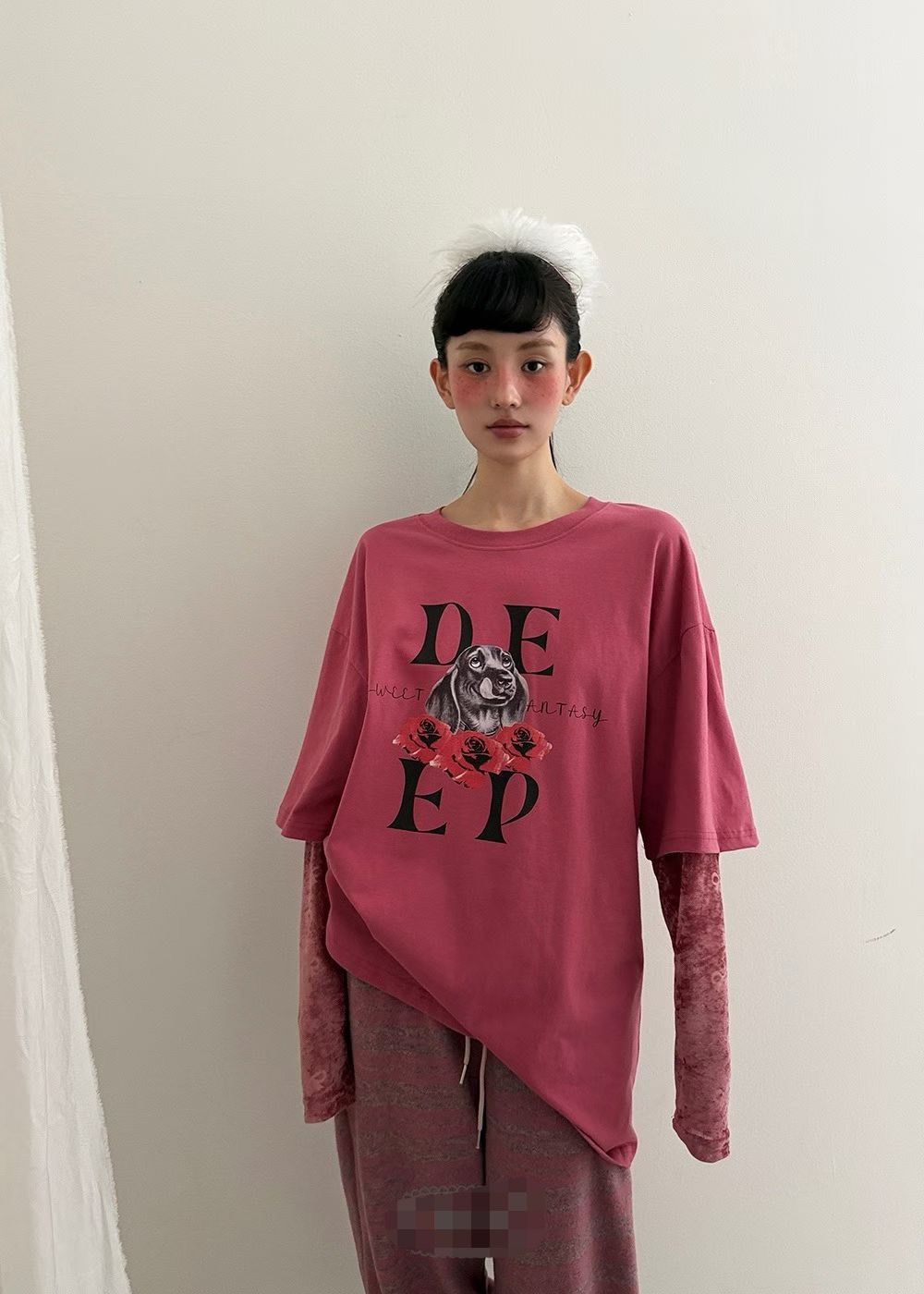 DE狗狗玫瑰花拚絨布袖T