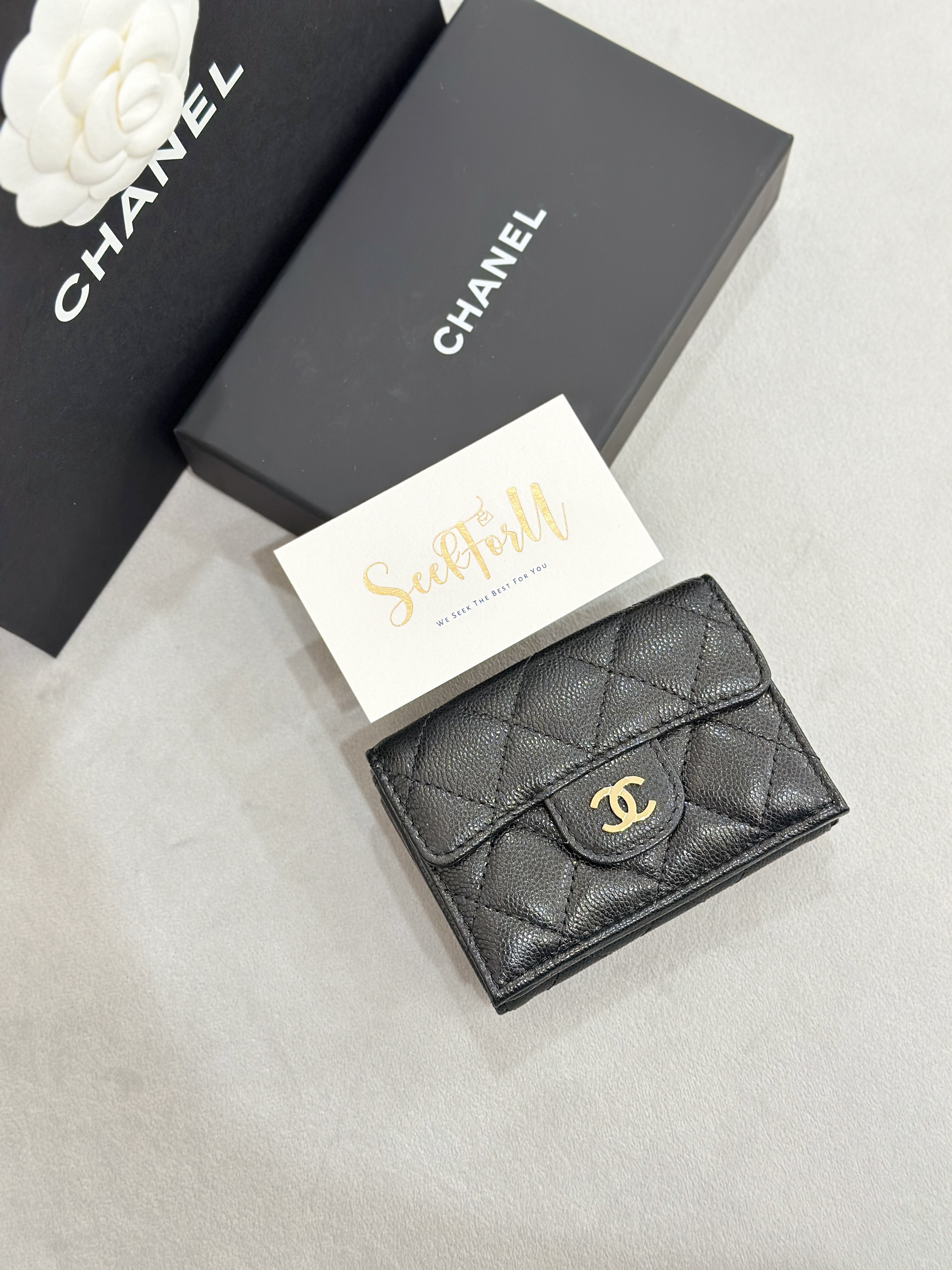 CHANEL Classic Compact Wallet AP0230