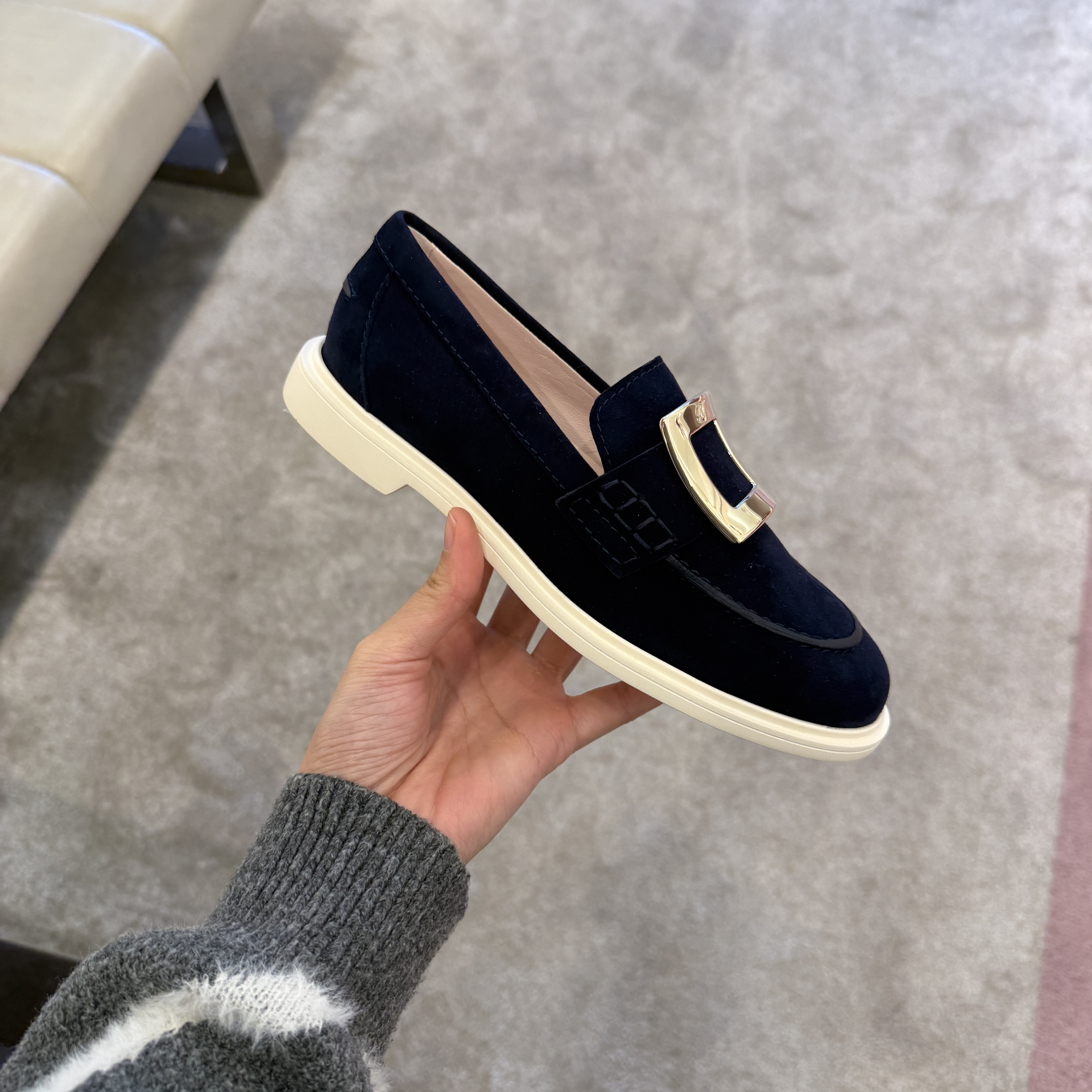 Roger Vivier RV Viv rangers Summer suede loafers beige navy