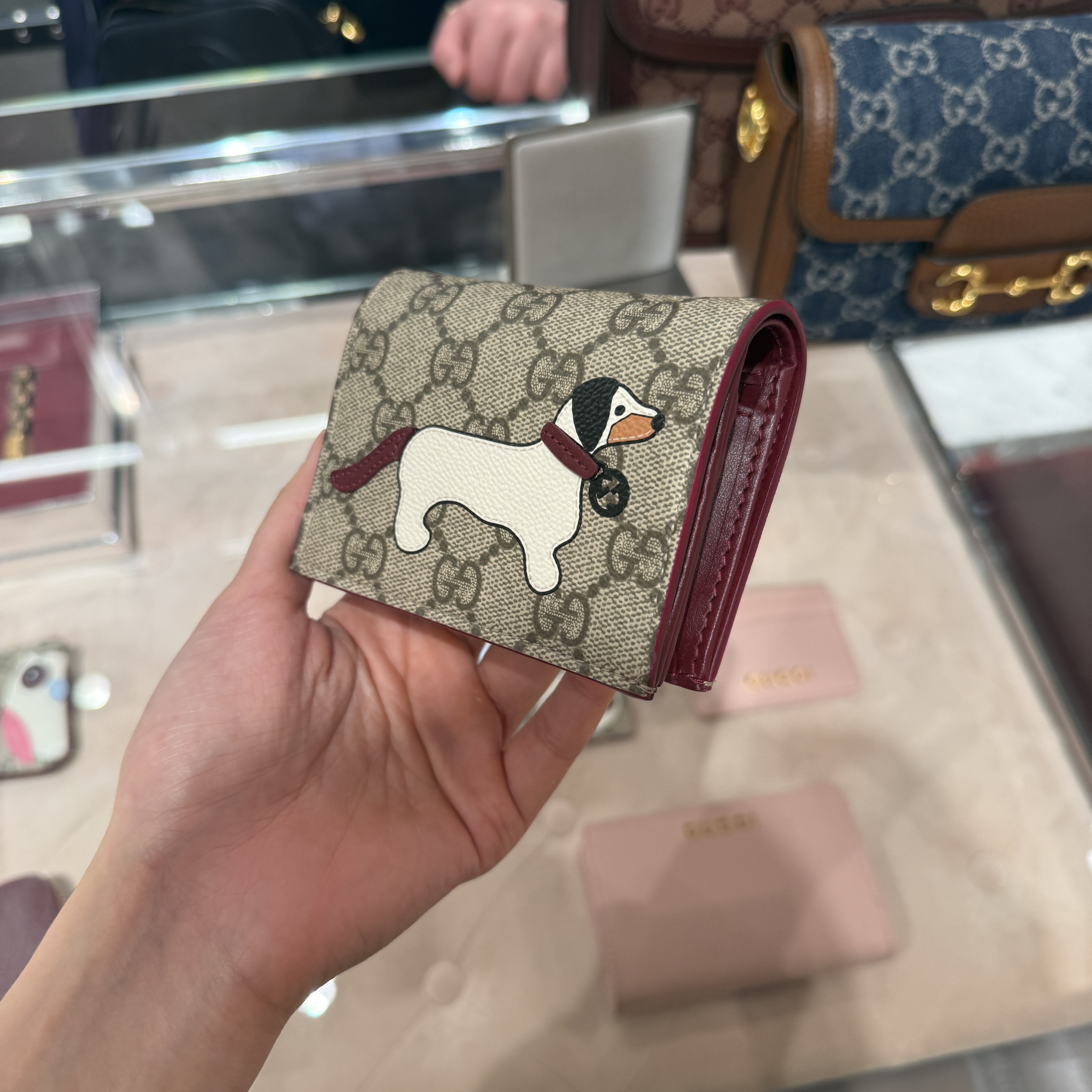 Gucci Dog Detail Small Wallet Burgundy 818767