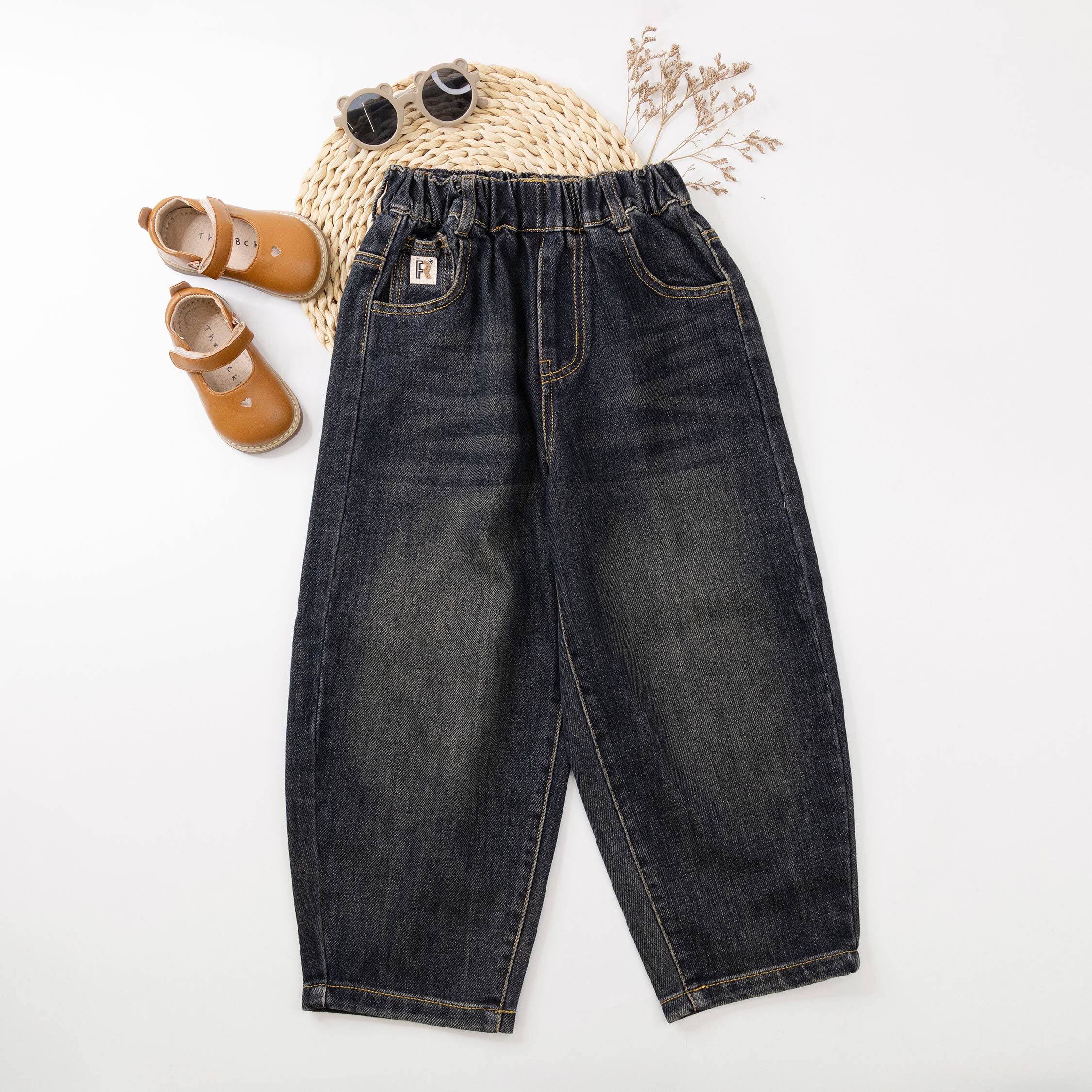 【H55573】質感拼接英字小標牛仔褲