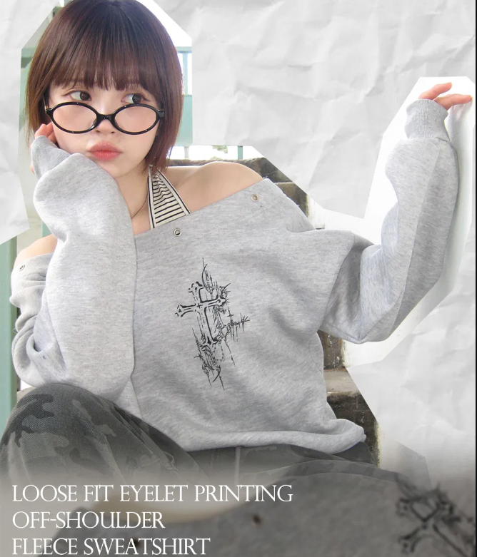 秋冬預訂｜寬鬆鏤空環印花露肩抓絨衛衣
