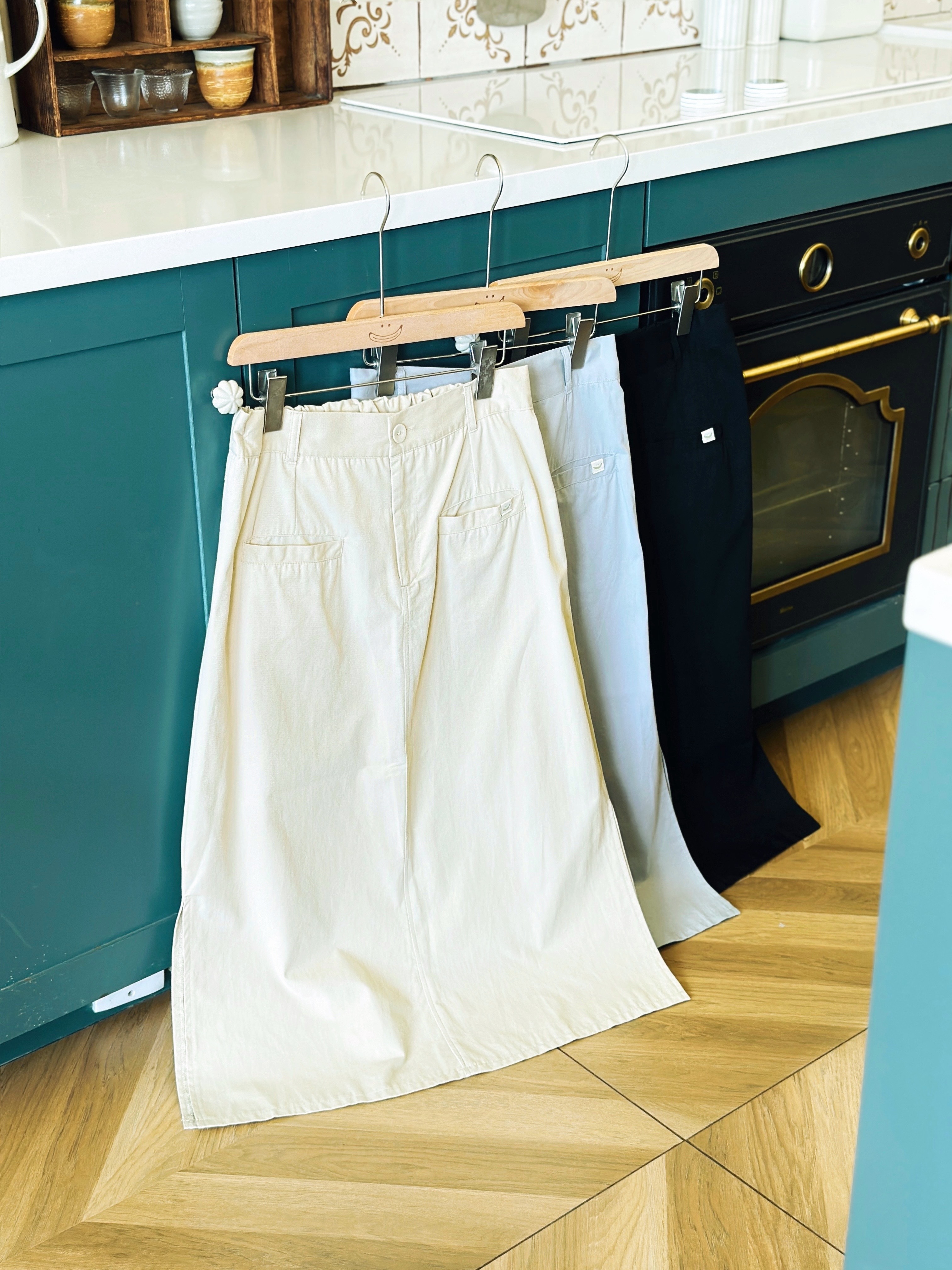 三色 / 一字貼袋側開叉長裙 / Utility Pocket Side Slit Long Skirt