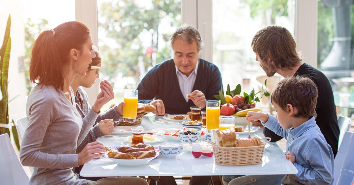 不同年齡族群對營養的需求不同,早餐的選擇也需要針對性的選擇