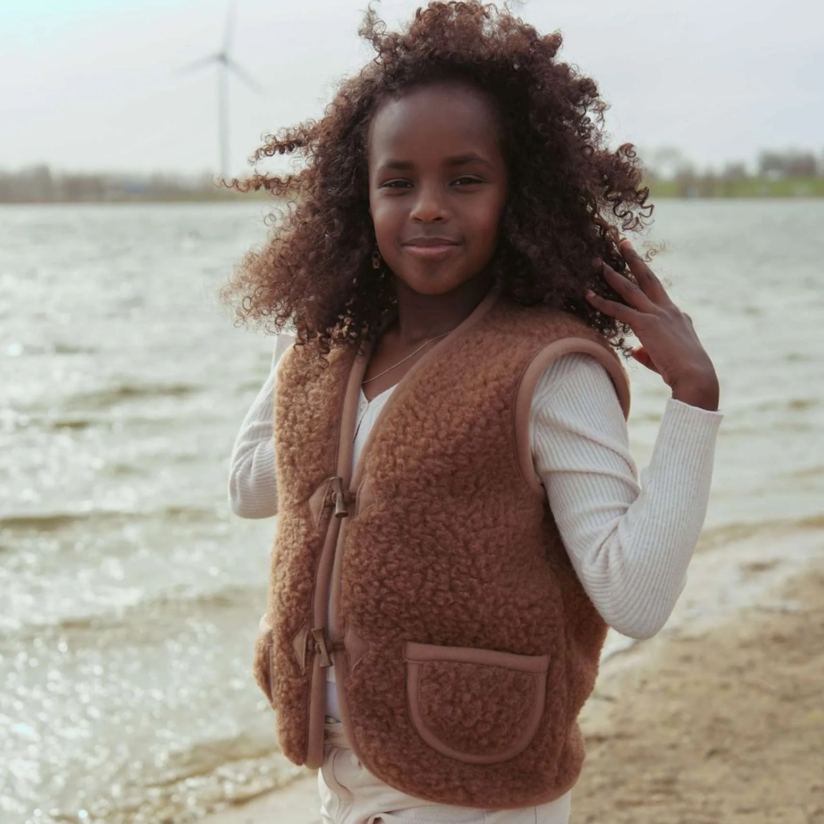 We Are Wovens 牛角扣羊毛背心 bodywarmer - Espresso