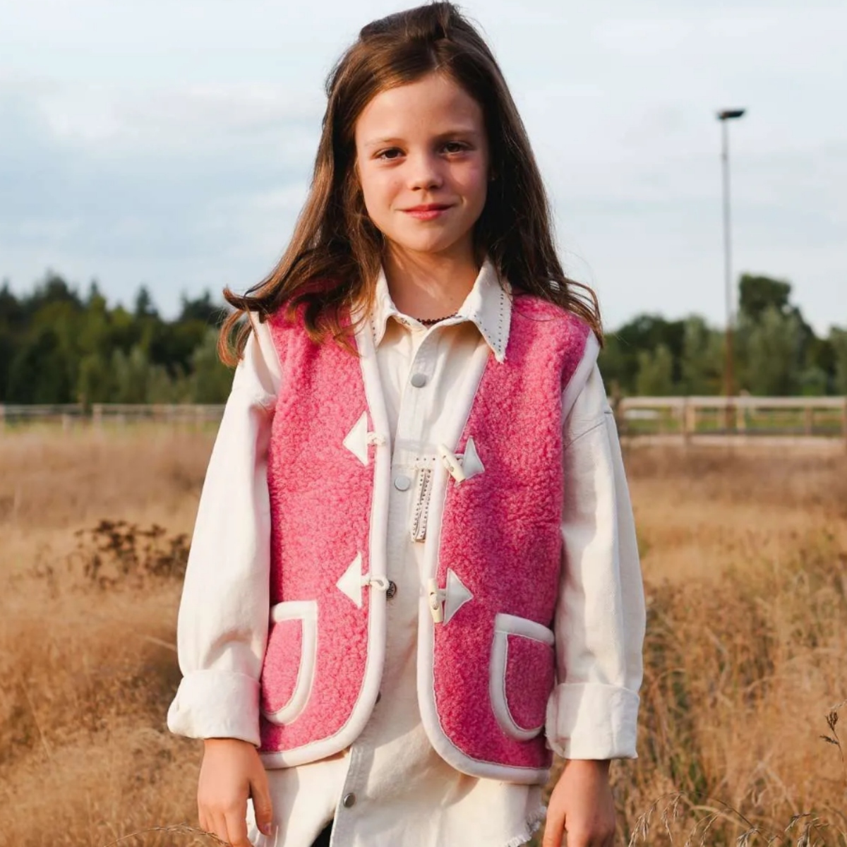 We Are Wovens 牛角扣羊毛背心 bodywarmer - Bubble Tea Pink