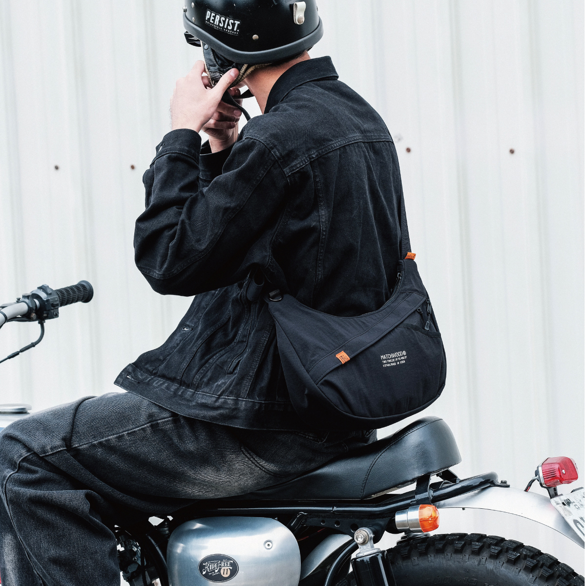 Flow Sling Bag 輕量日常斜背包