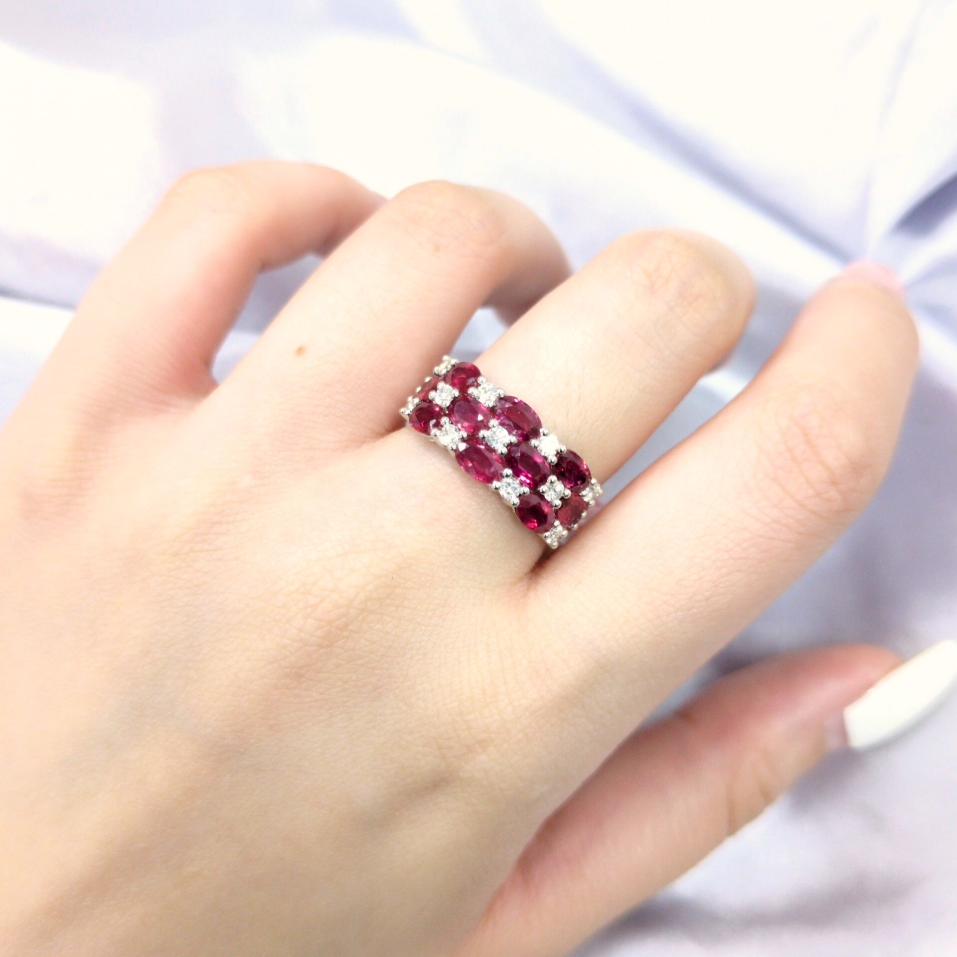 全新18K白金【主石2卡66份紅寶石】配39份鑽石戒指