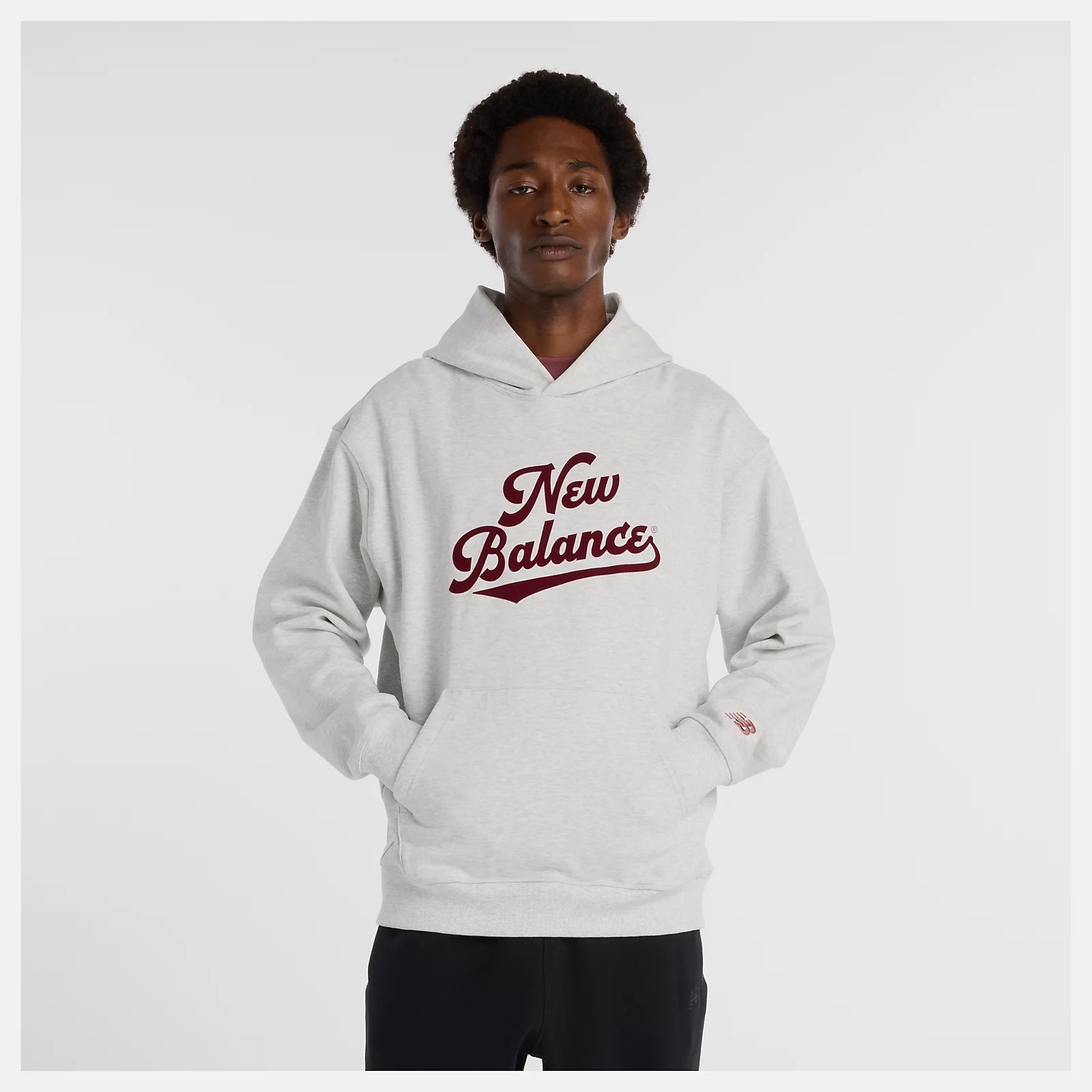 NEW BALANCE 帽T NB 灰色 酒紅LOGO 連帽 上衣 男 MT53902AHH