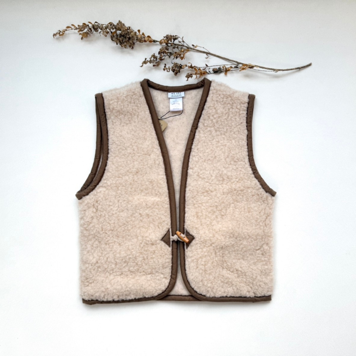 We Are Wovens 短版牛角扣羊毛背心(大人款) bodywarmer - Shorty Macchiato