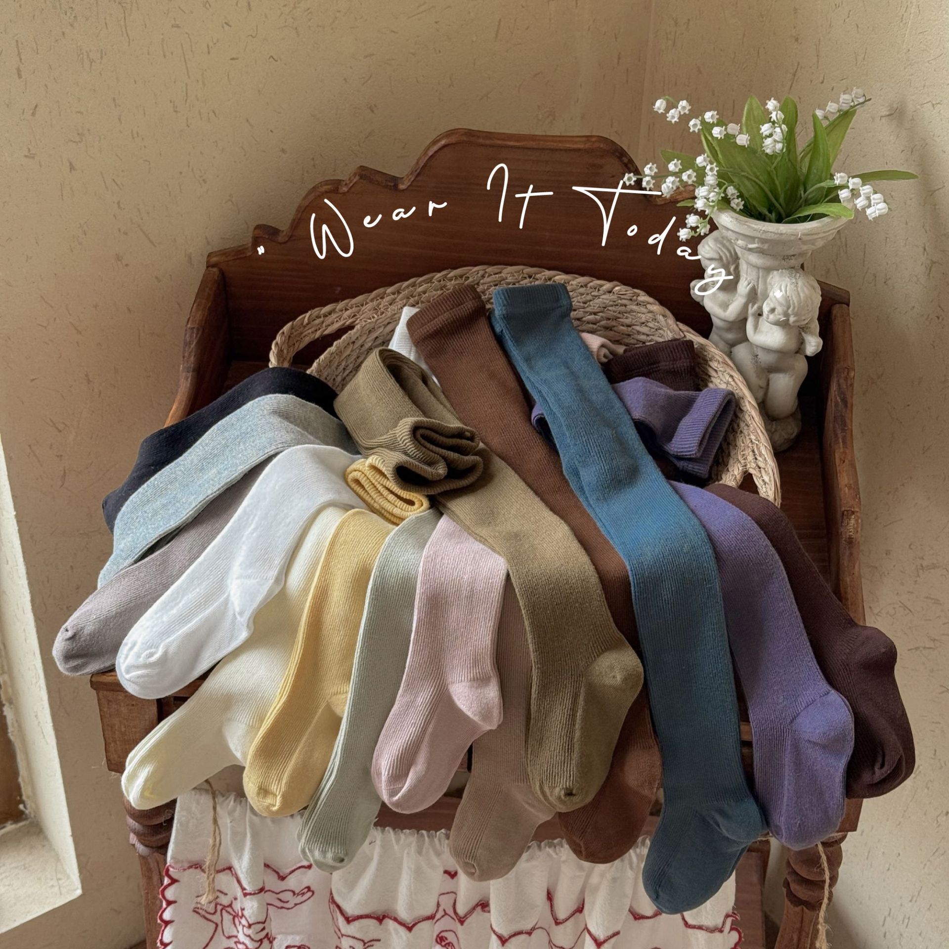 純色細條褲襪(XS-XXL)