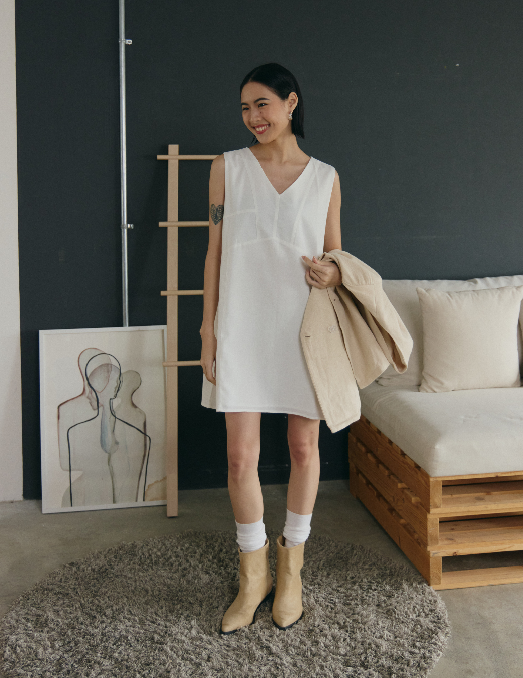 V領剪接多穿洋裝（白色/3尺寸）