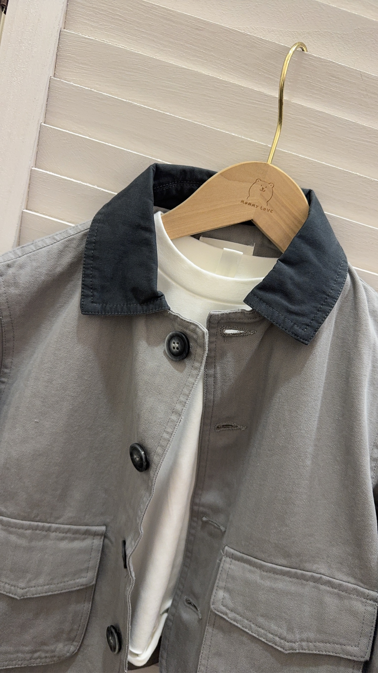 55326撞色領外套