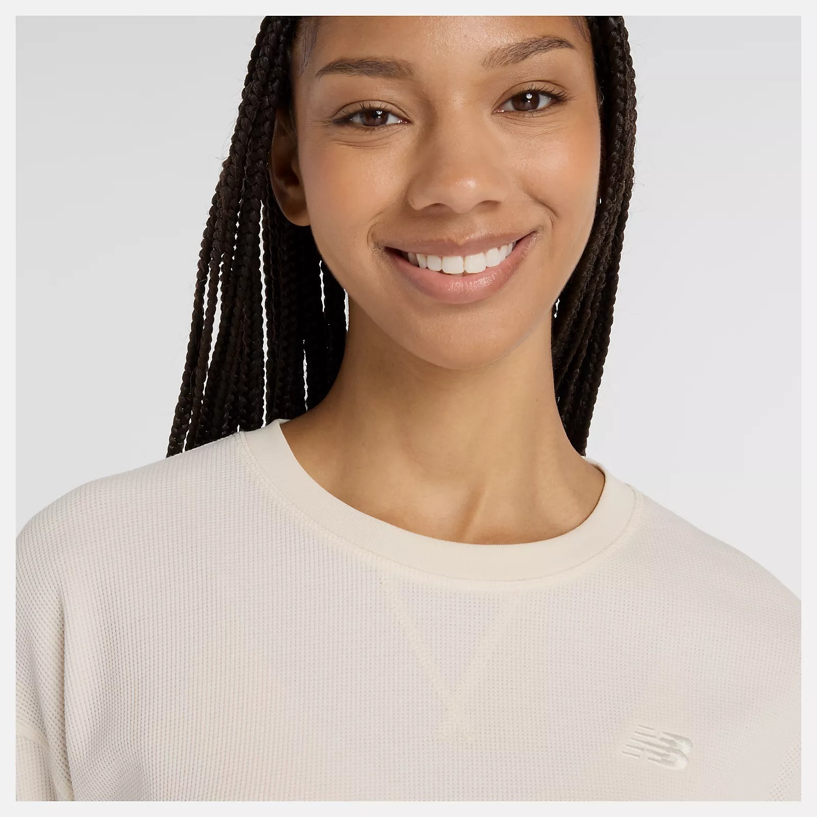 NEW BALANCE 大學T NB 米白 華夫格 短版 長袖 上衣 女 WT53529PEF