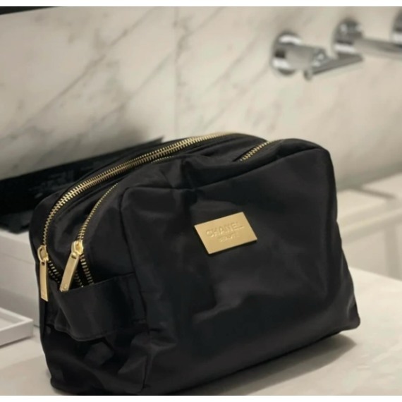 CHANEL BEAUTY VIP 贈品金色雙拉鍊尼龍黑色化妝袋