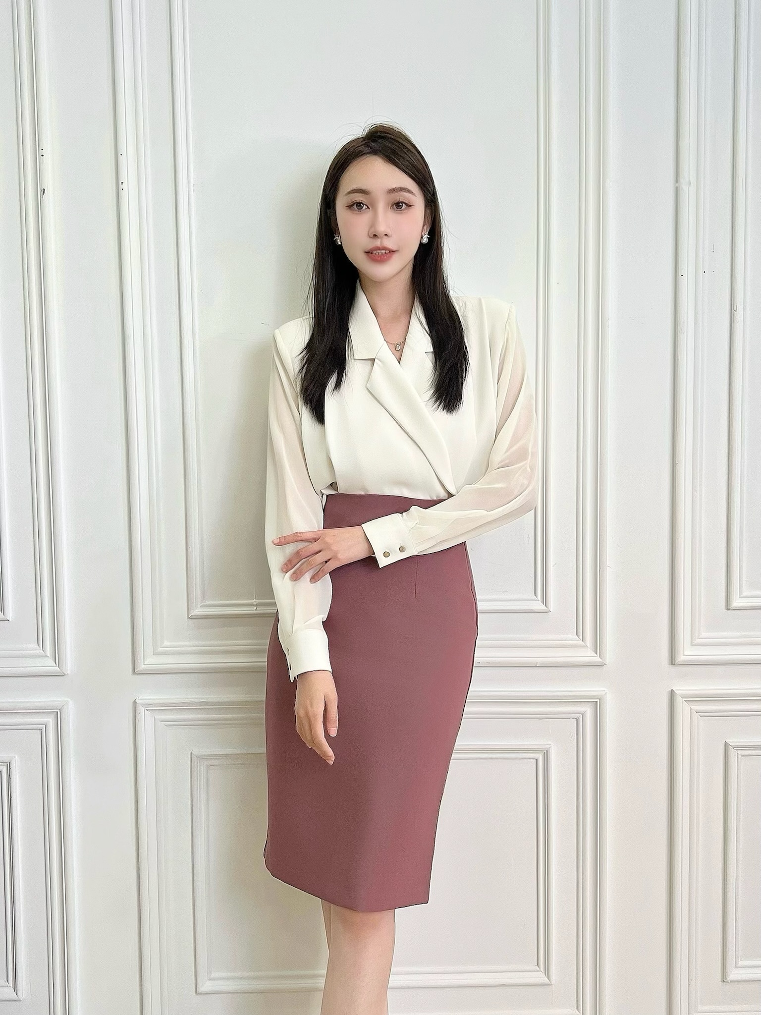 大翻領袖透膚襯衫