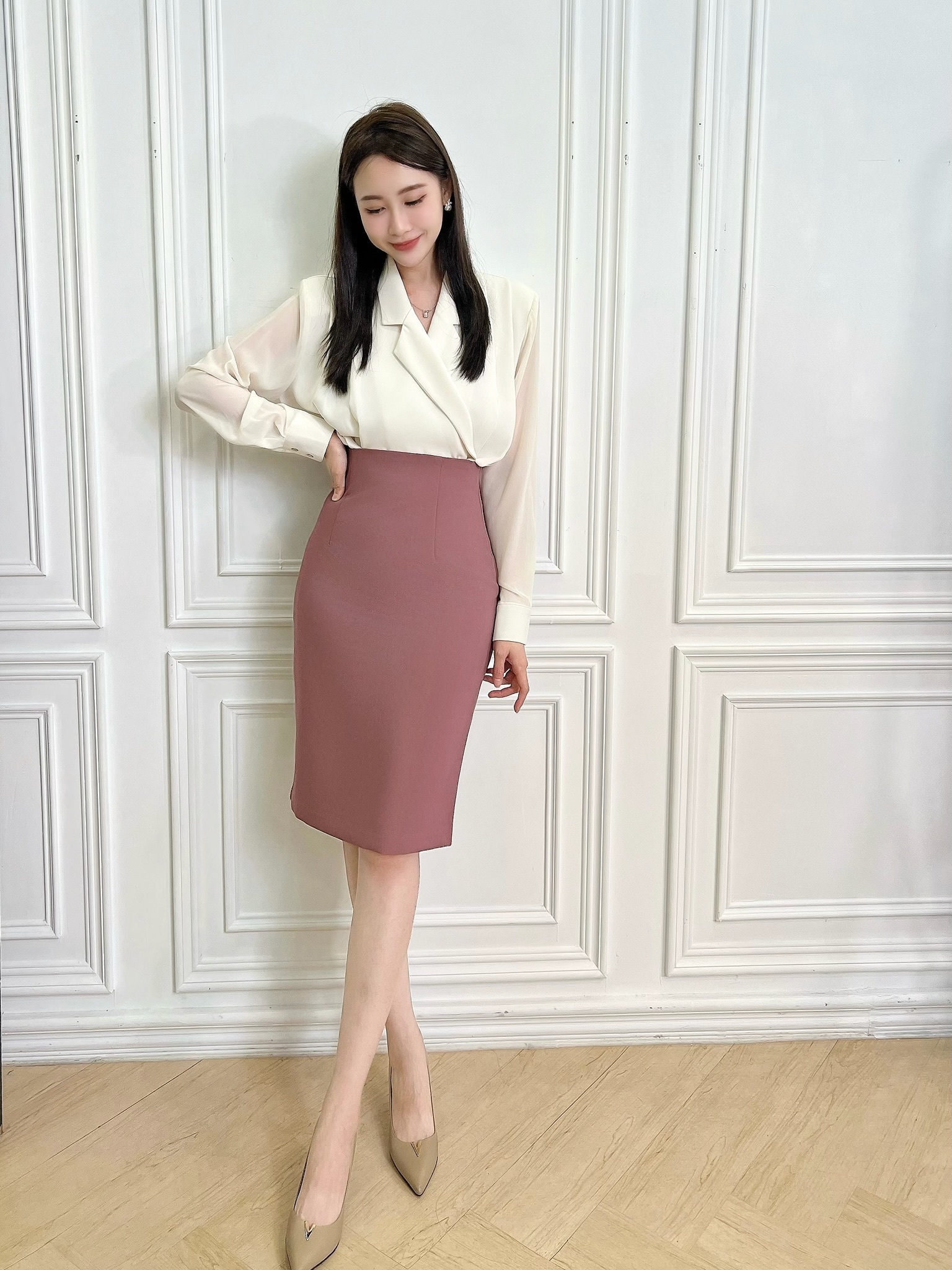 大翻領袖透膚襯衫