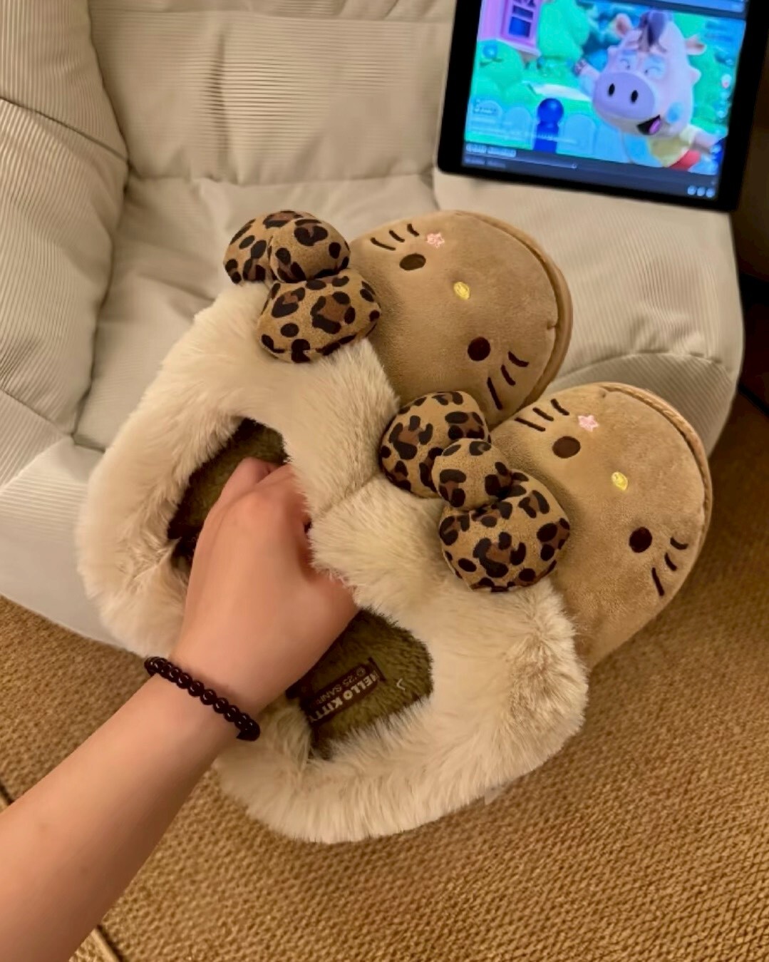 HELLO KITTY 豹紋毛毛拖 蝴蝶結 室內拖 保暖 厚底增高 共3色 女鞋