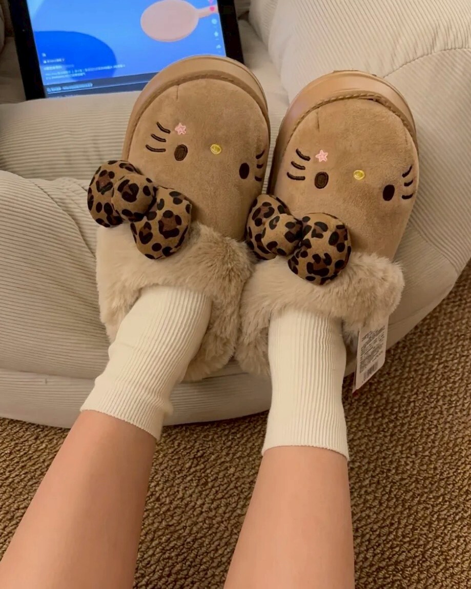 HELLO KITTY 豹紋毛毛拖 蝴蝶結 室內拖 保暖 厚底增高 共3色 女鞋