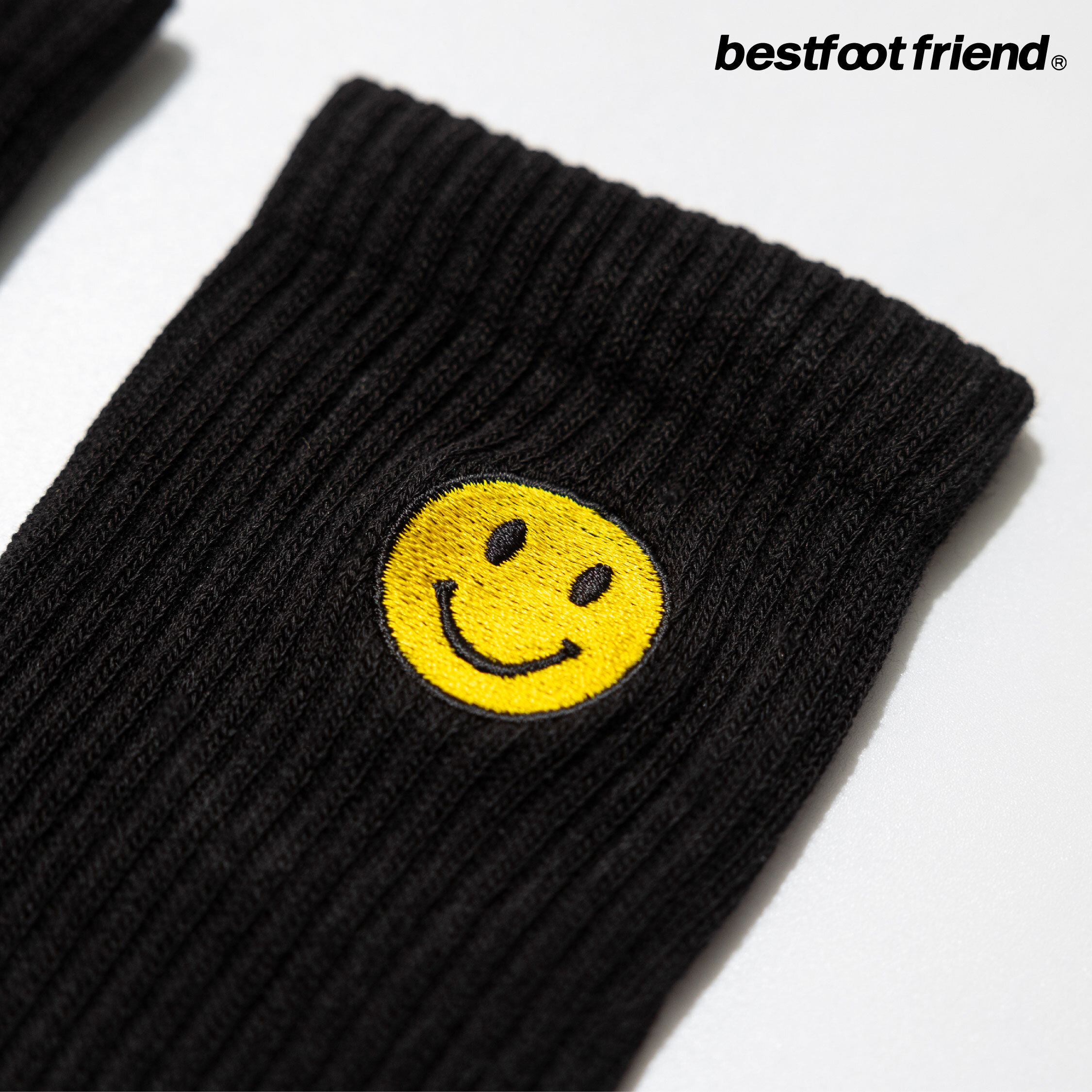 Classic smile socks_經典笑臉襪_BK_BF25099