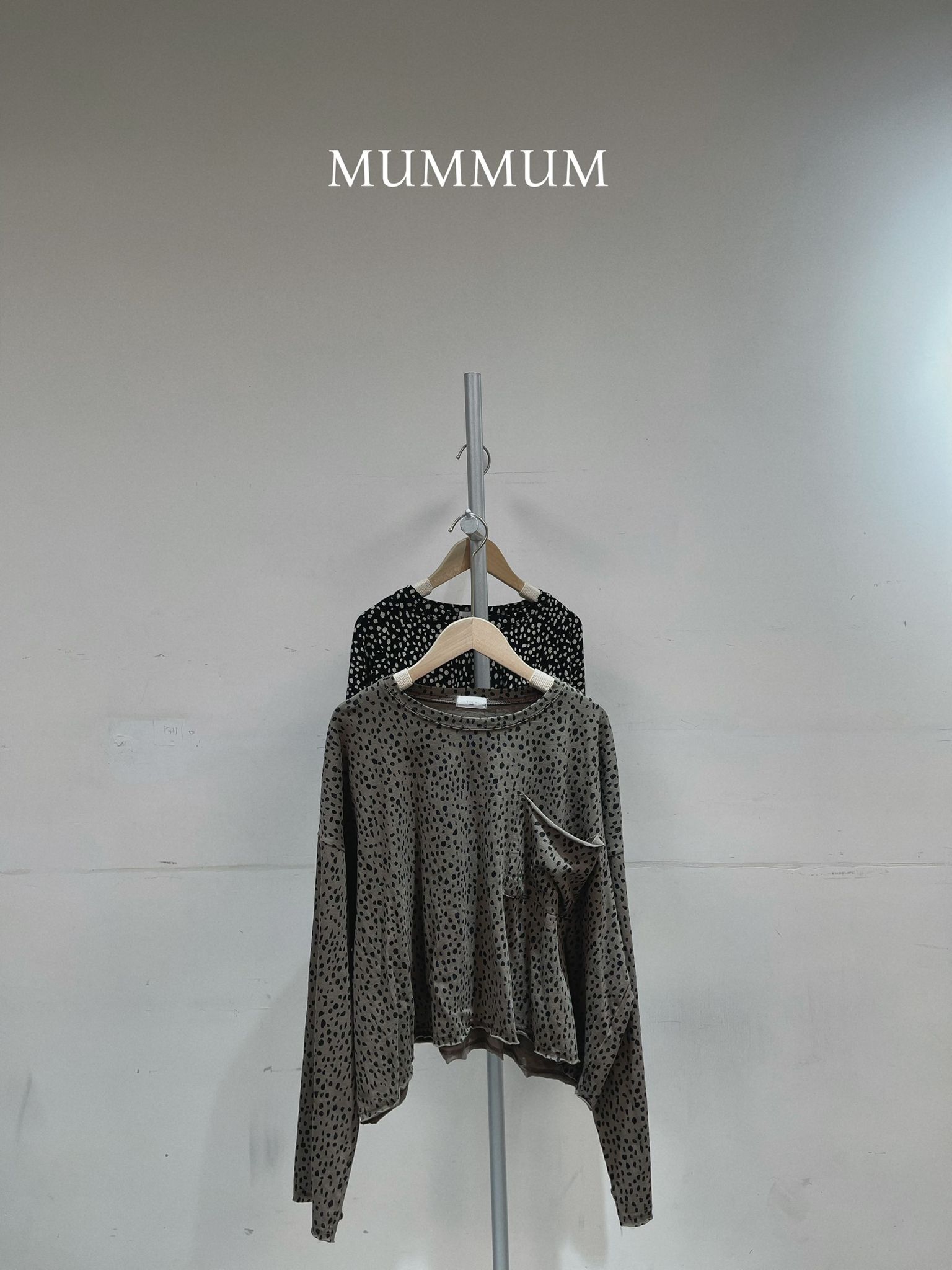 0212832a/高貴豹紋感長袖薄T恤 54/54/19-22