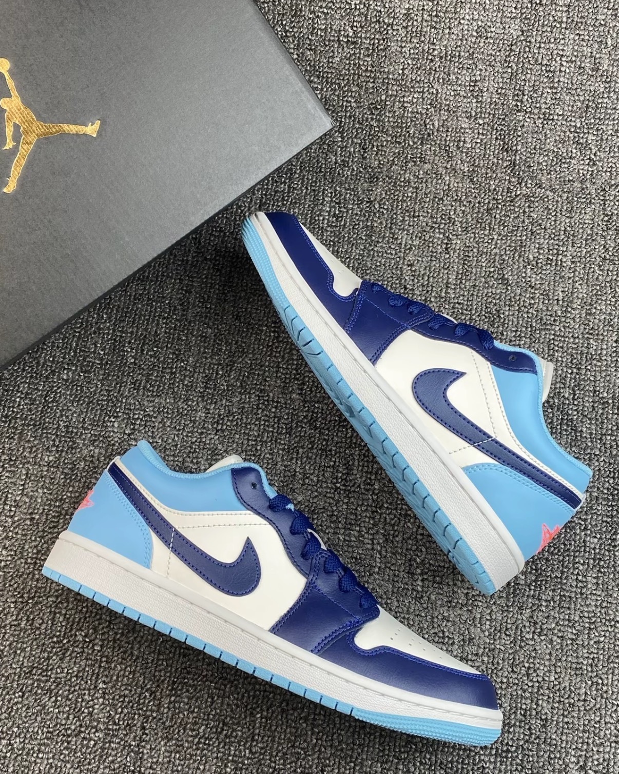 男鞋 NIKE AIR JORDAN 1 LOW 白深淺藍 拼接 低筒 AJ1 休閒鞋【553558-149】AJ1OG