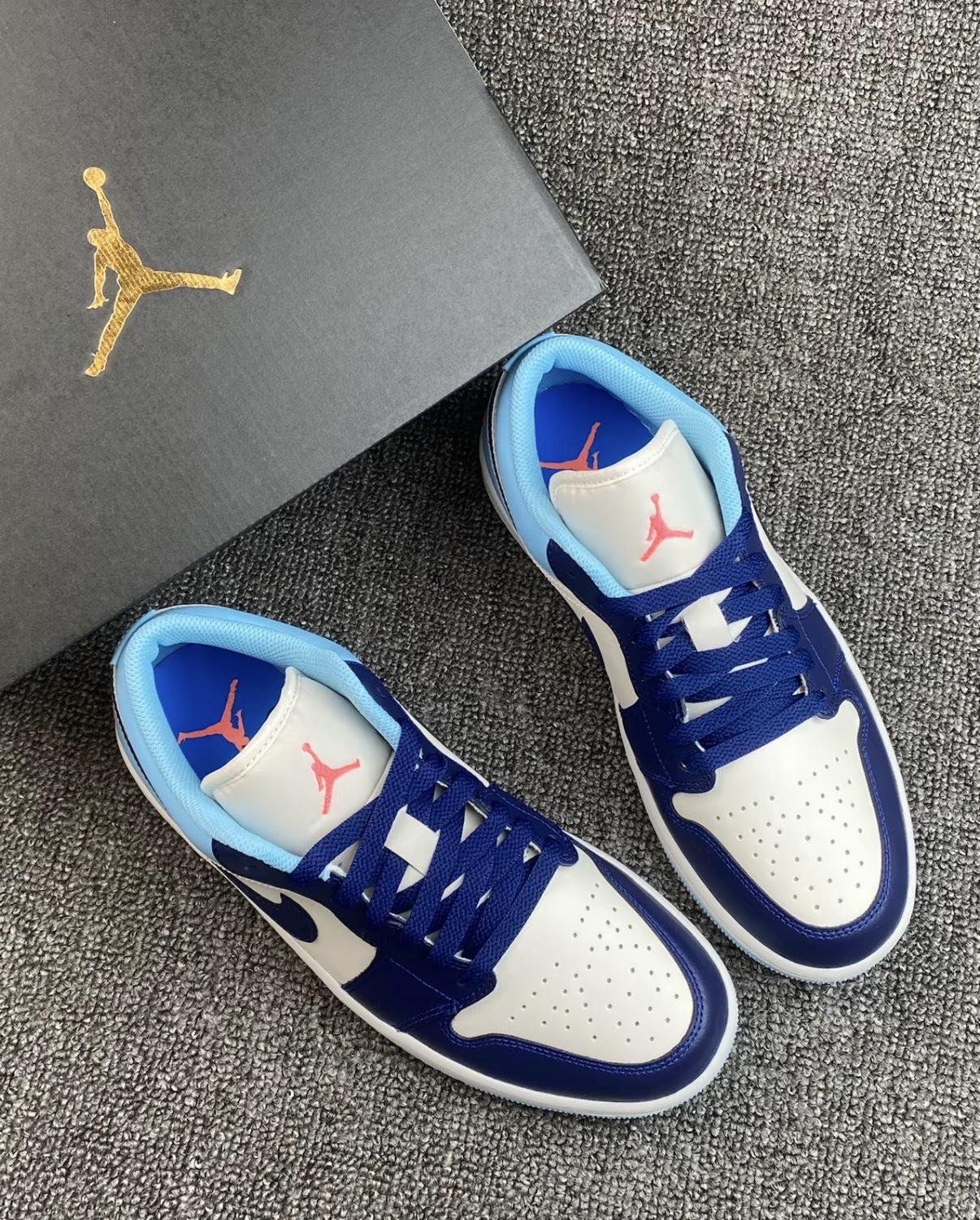 男鞋 NIKE AIR JORDAN 1 LOW 白深淺藍 拼接 低筒 AJ1 休閒鞋【553558-149】AJ1OG