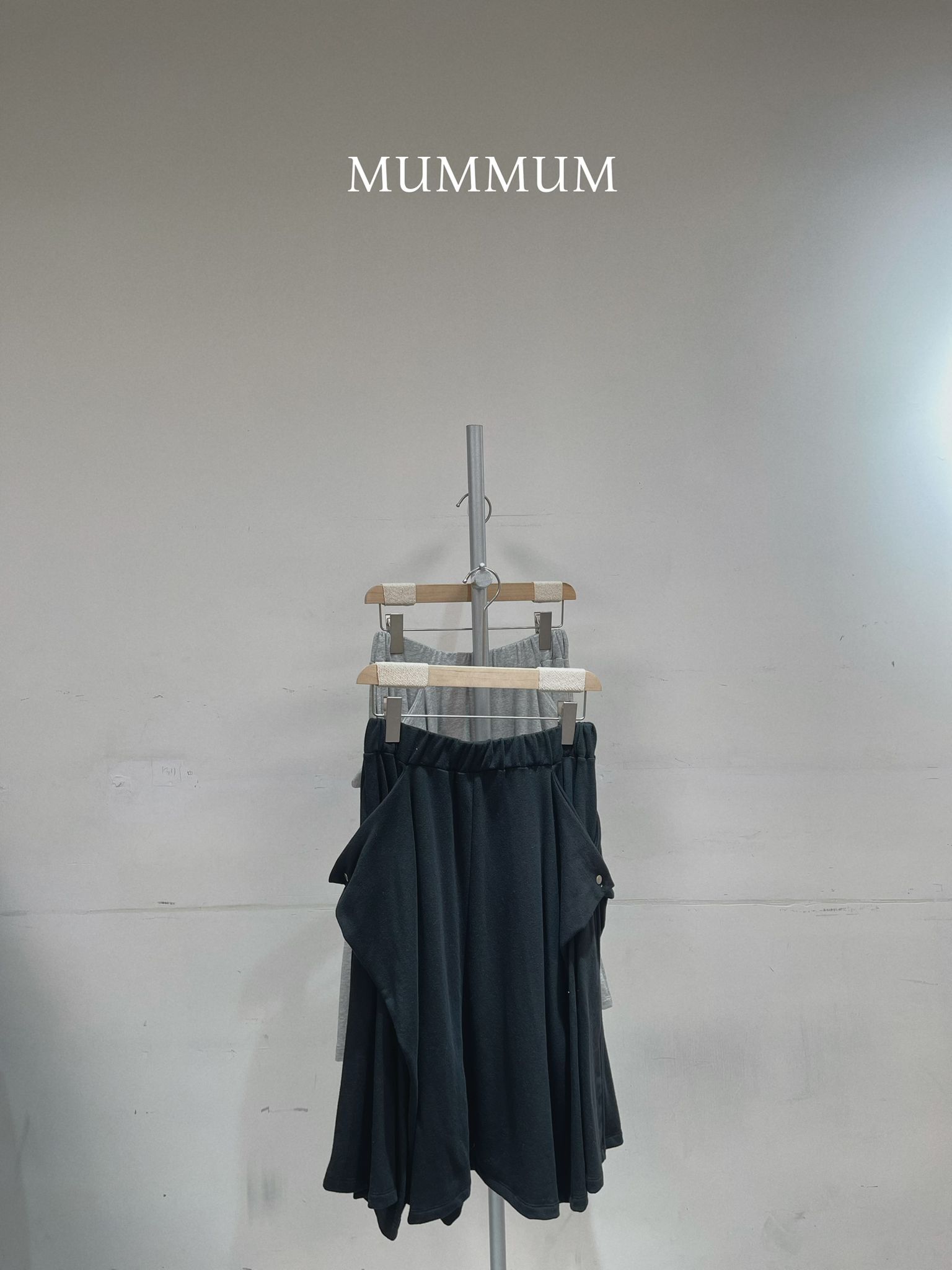 03601a/三角扣鈕半身裙 28-54/42/25