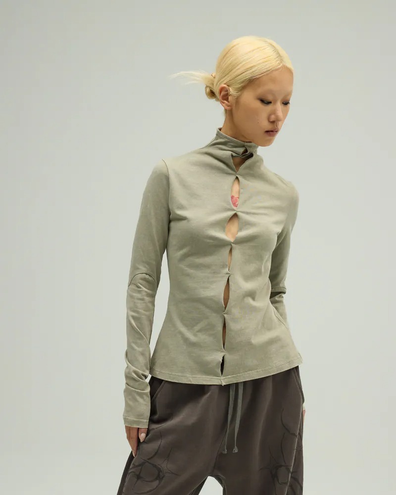 SILVER NINE Reversible Cut-Out Fitted Top