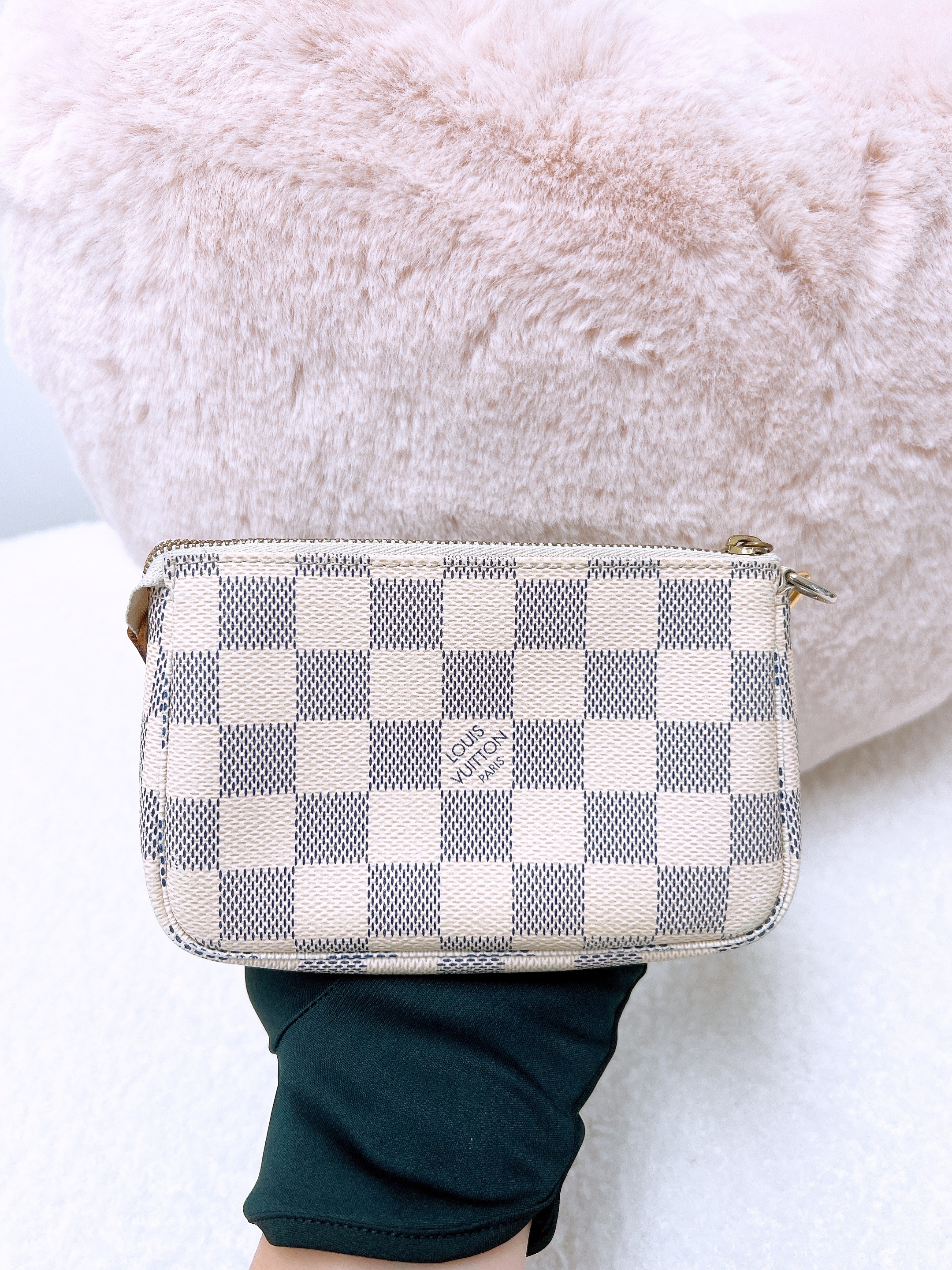 Lv mini pochette damier azur 2013