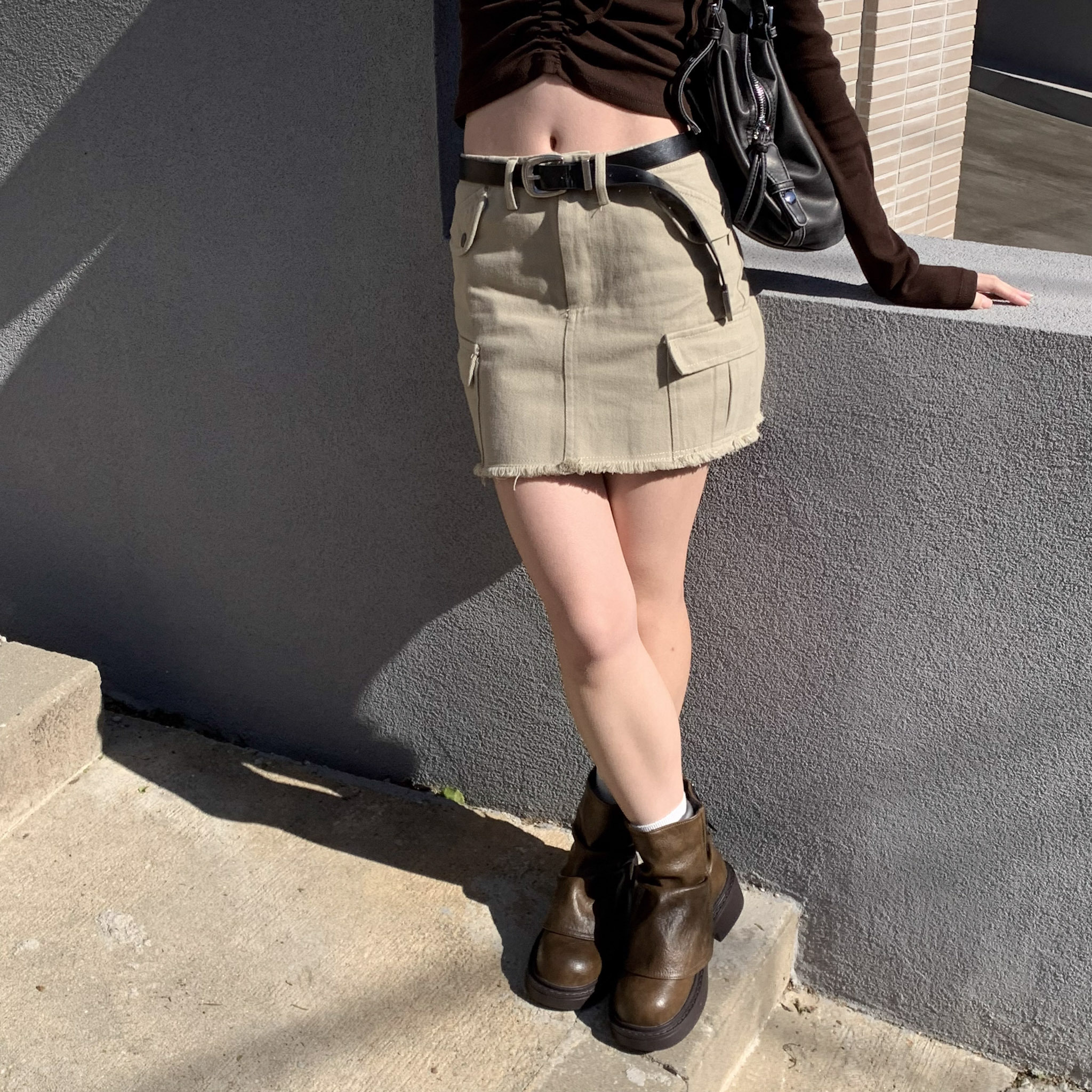 ISA_(附皮帶)酷甜在線 迷人抽鬚擺工裝褲裙_51025