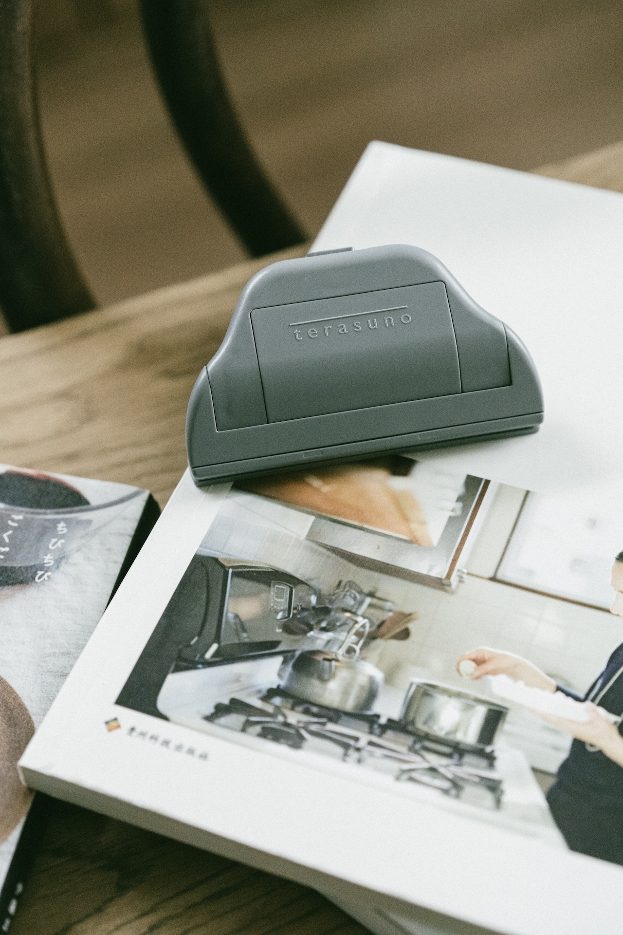 日本SUN-STAR Light terasuno LED閱讀書燈夾