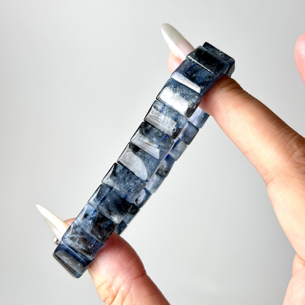 骨幹海藍寶 手排