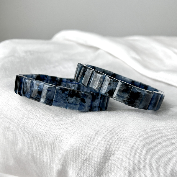 骨幹海藍寶 手排