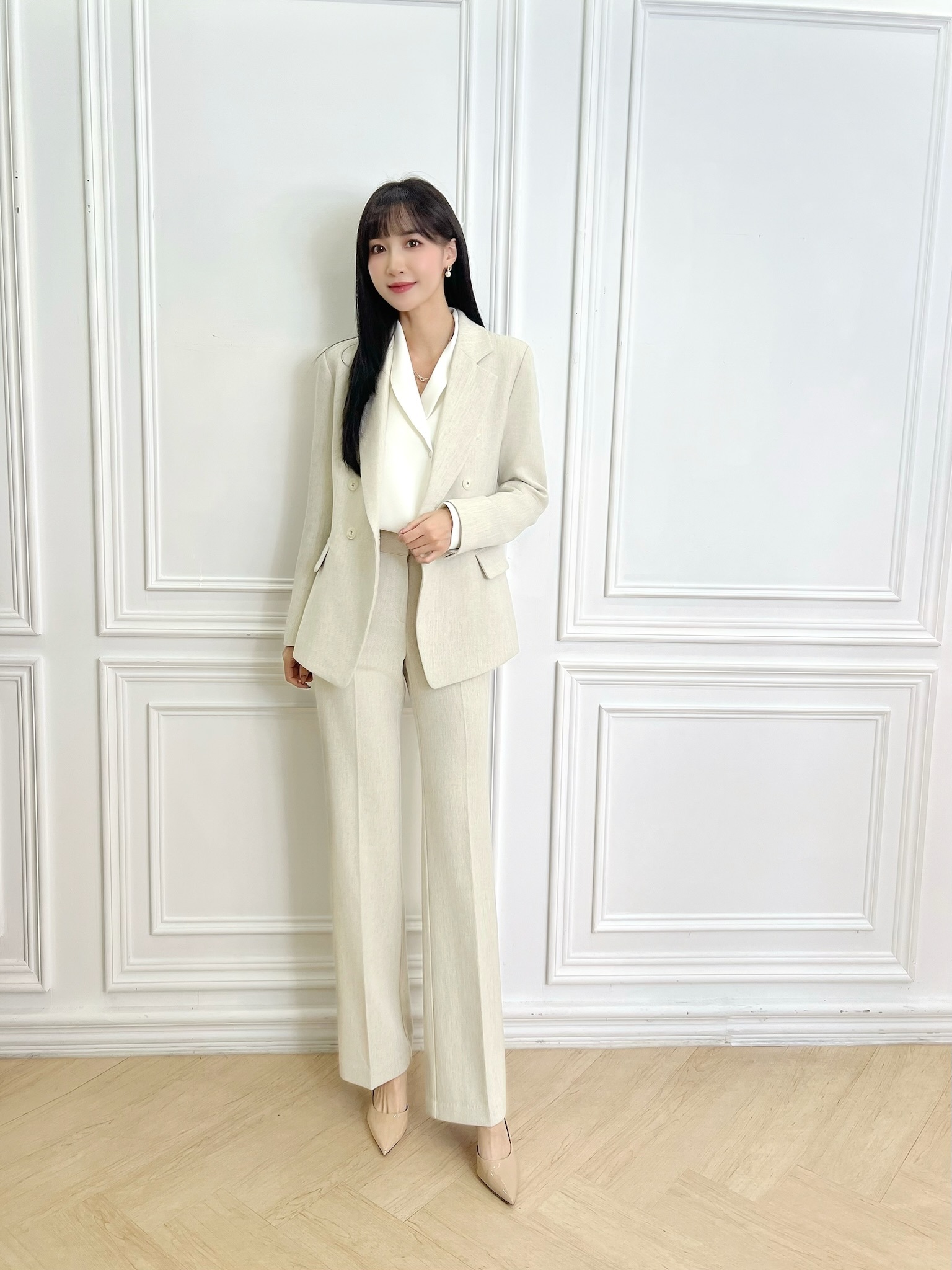 羊毛三釦織紋修身套裝(羊毛20％)