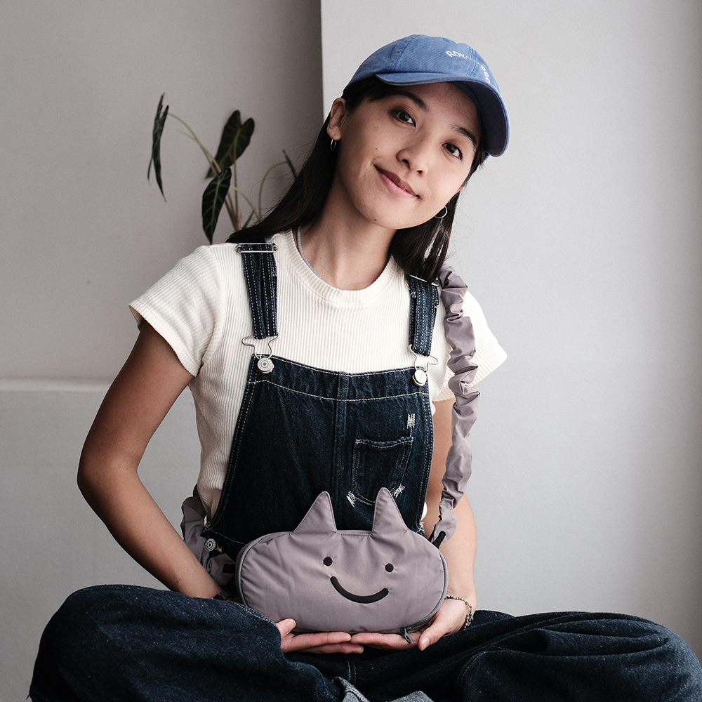 Jesper 澎皮卡荔貓包QQ繩